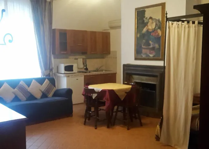 Casale Mostacciano 4*