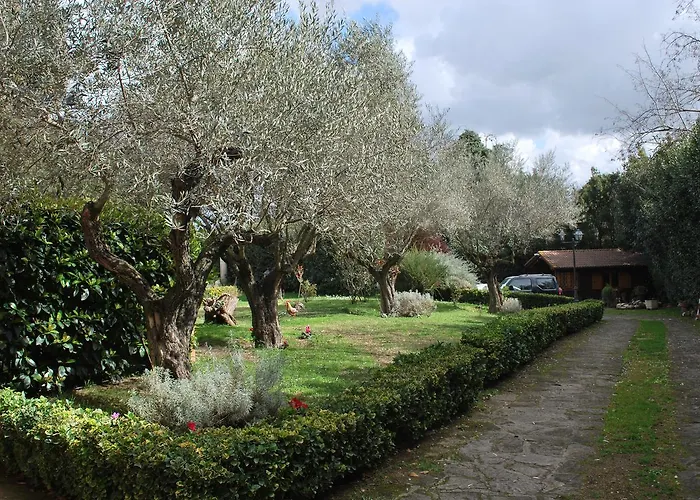 Casale Mostacciano Aparthotel 4*