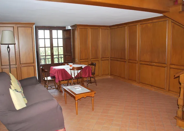 Casale Mostacciano 4* Roma