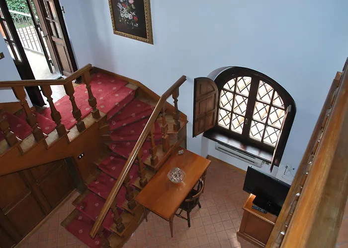 Casale Mostacciano 4* Roma