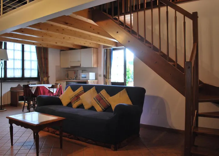 Casale Mostacciano 4* Roma